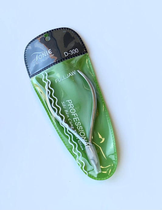 Jonie Nipper / Gold Nail & Beauty Supply