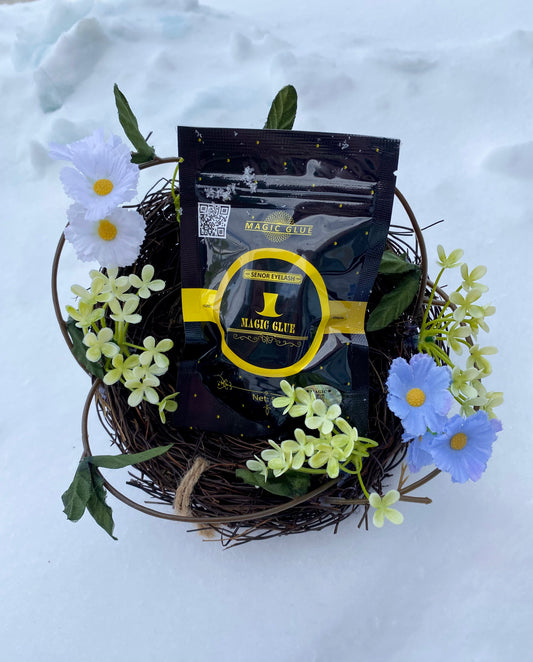 Magic Glue Eyelash Adhesive - Premium Lash Adhesive for Professional Artists | Gold Nail & Beauty Supply Eyelash Supply in Barrie