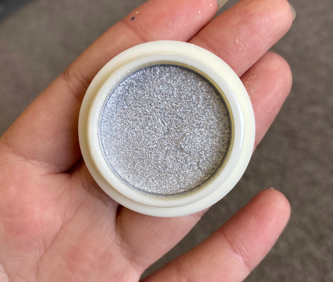 Holographic chrome powder